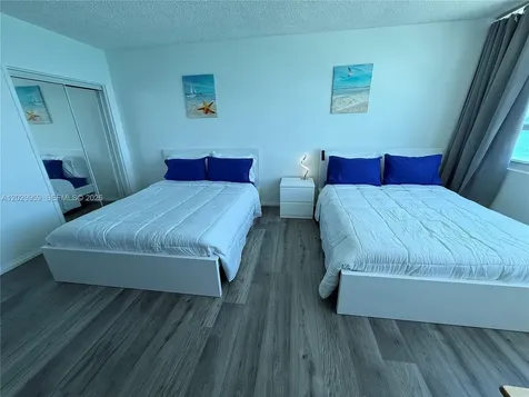 5445 Collins Avenue Miami Beach FL 33140