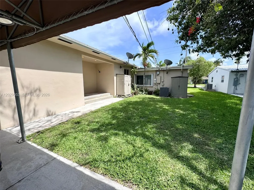 1419 Garfield Street Hollywood FL 33020
