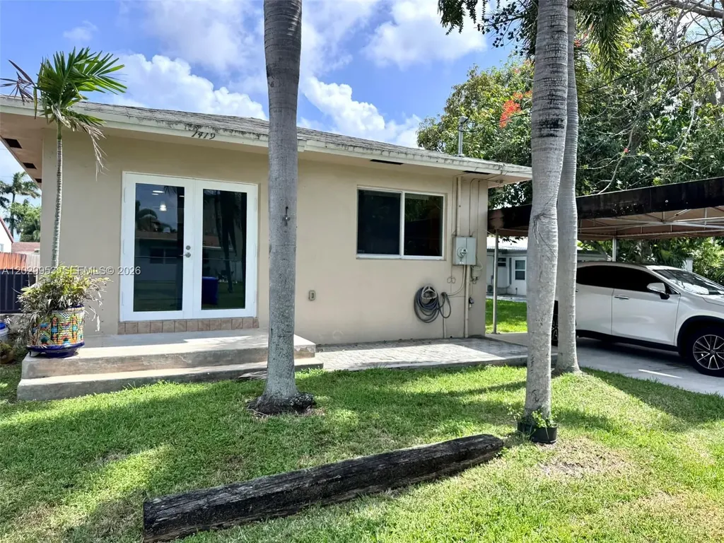 1419 Garfield Street Hollywood FL 33020