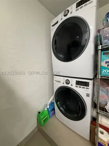 1071 SW 86th Avenue Pembroke Pines FL 33025