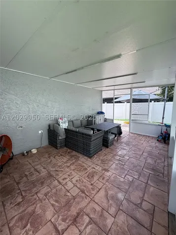 1071 SW 86th Avenue Pembroke Pines FL 33025