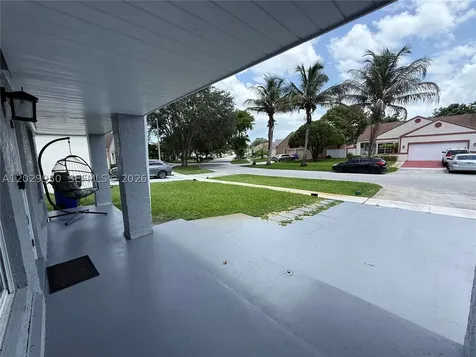 1071 SW 86th Avenue Pembroke Pines FL 33025