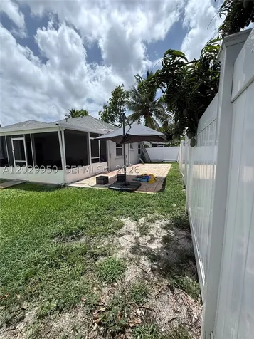 1071 SW 86th Avenue Pembroke Pines FL 33025