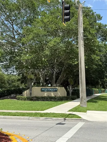 1071 SW 86th Avenue Pembroke Pines FL 33025