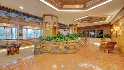 4000 Towerside Terrace Miami FL 33138
