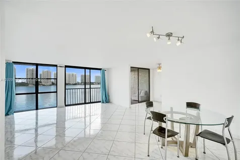 17500 N Bay Road Sunny Isles Beach FL 33160