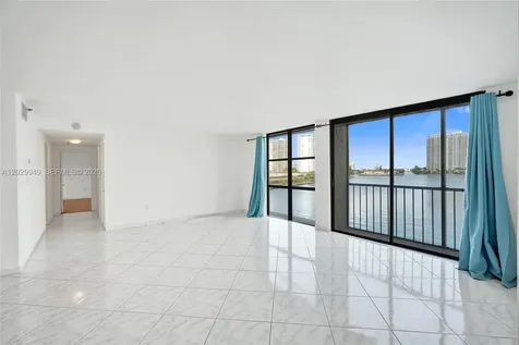 17500 N Bay Road Sunny Isles Beach FL 33160