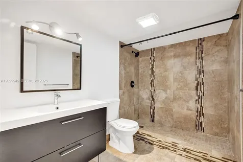 17500 N Bay Road Sunny Isles Beach FL 33160