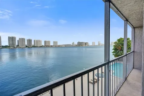 17500 N Bay Road Sunny Isles Beach FL 33160