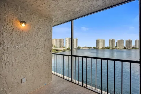 17500 N Bay Road Sunny Isles Beach FL 33160