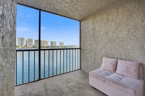 17500 N Bay Road Sunny Isles Beach FL 33160