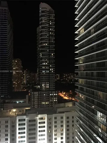 1111 SW 1 Avenue Miami FL 33130