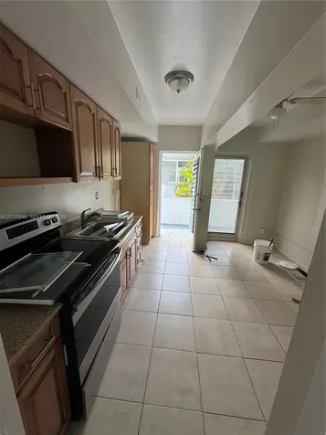 10281 E Bay Harbor Drive Bay Harbor Islands FL 33154