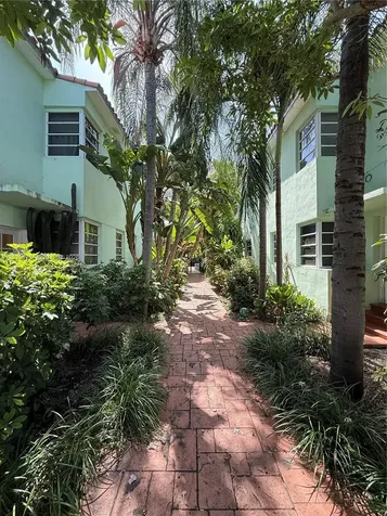 601 Michigan Avenue Miami Beach FL 33139