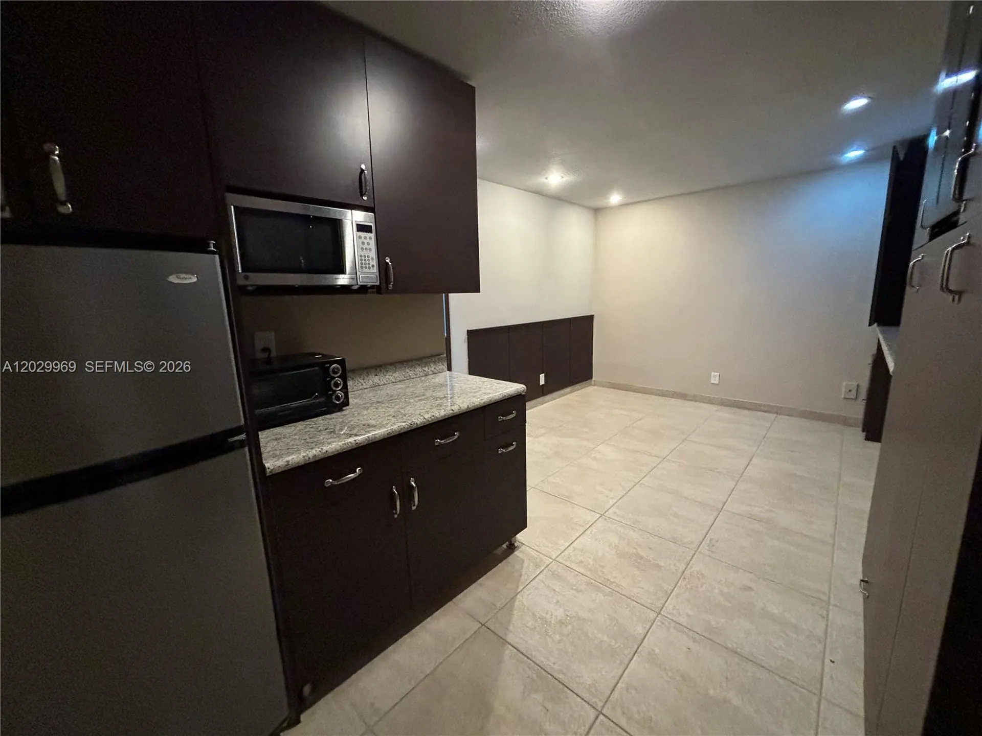 7290 NW 38th Street Hollywood FL 33024
