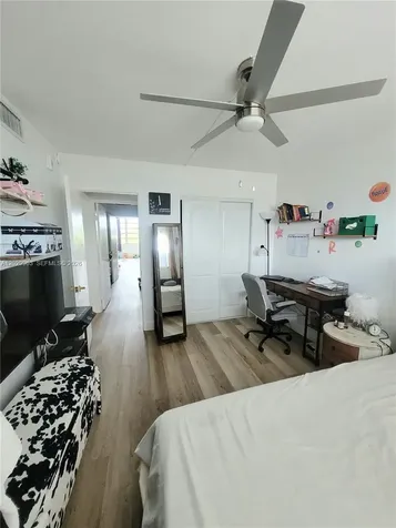 1780 NE 191st Street Miami FL 33179