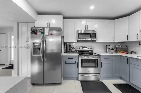14932 SW 89th Street Miami FL 33196