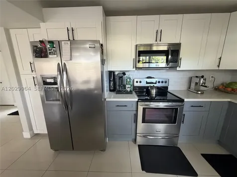 14932 SW 89th Street Miami FL 33196