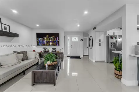 14932 SW 89th Street Miami FL 33196