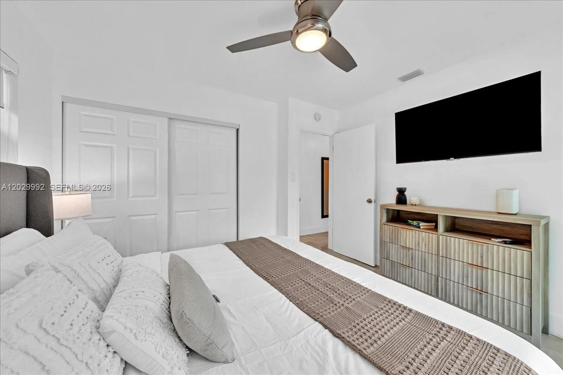 813 NE 17th Street Fort Lauderdale FL 33305