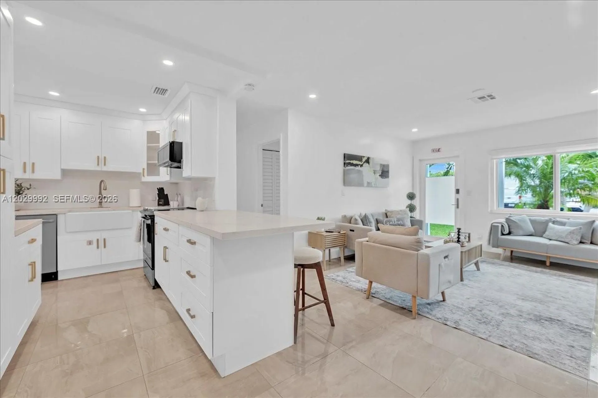 813 NE 17th Street Fort Lauderdale FL 33305