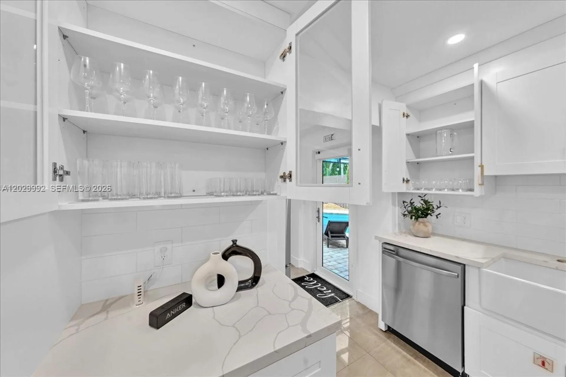 813 NE 17th Street Fort Lauderdale FL 33305