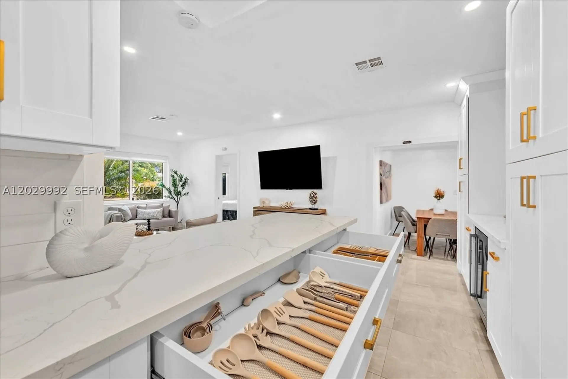 813 NE 17th Street Fort Lauderdale FL 33305