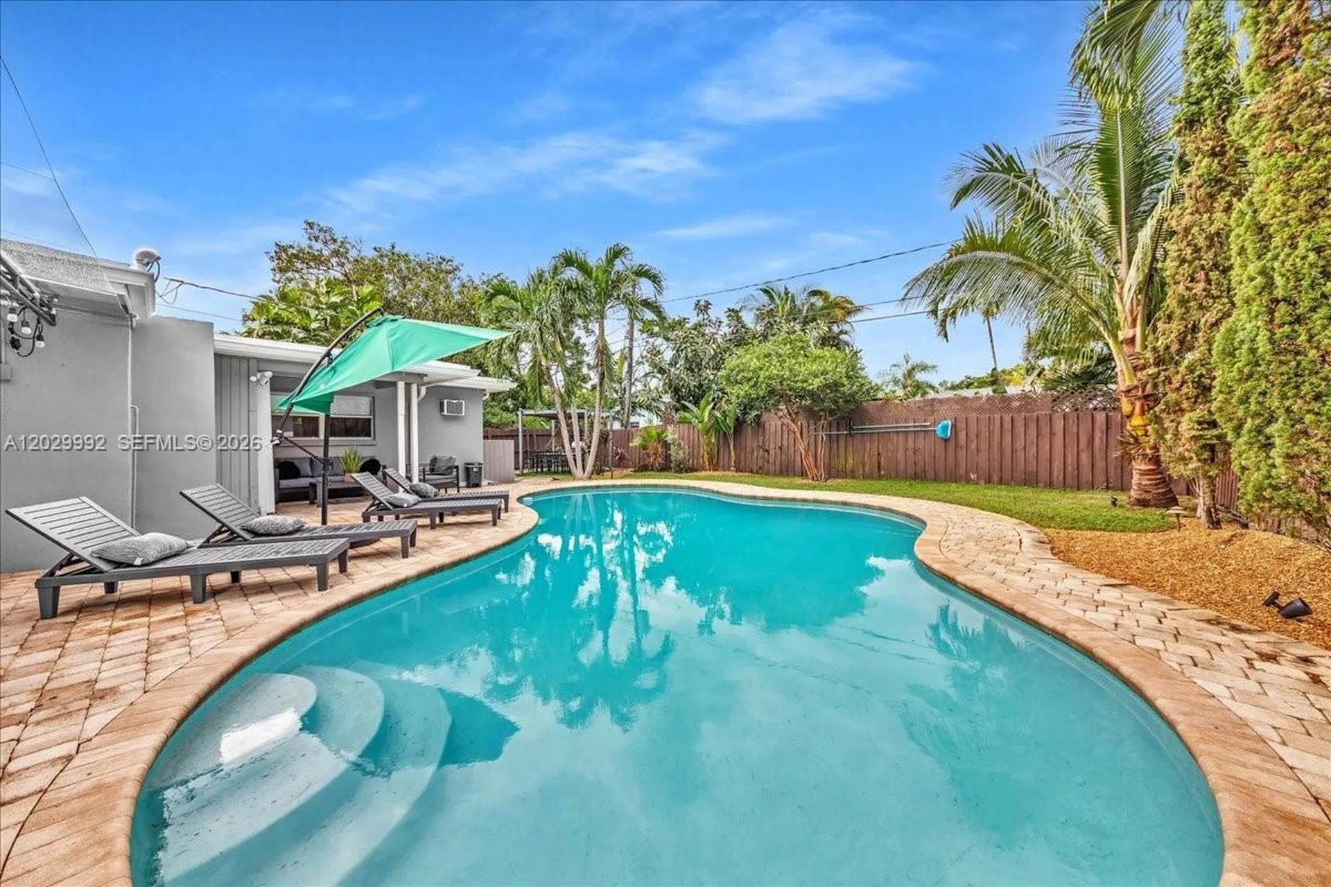 813 NE 17th Street Fort Lauderdale FL 33305
