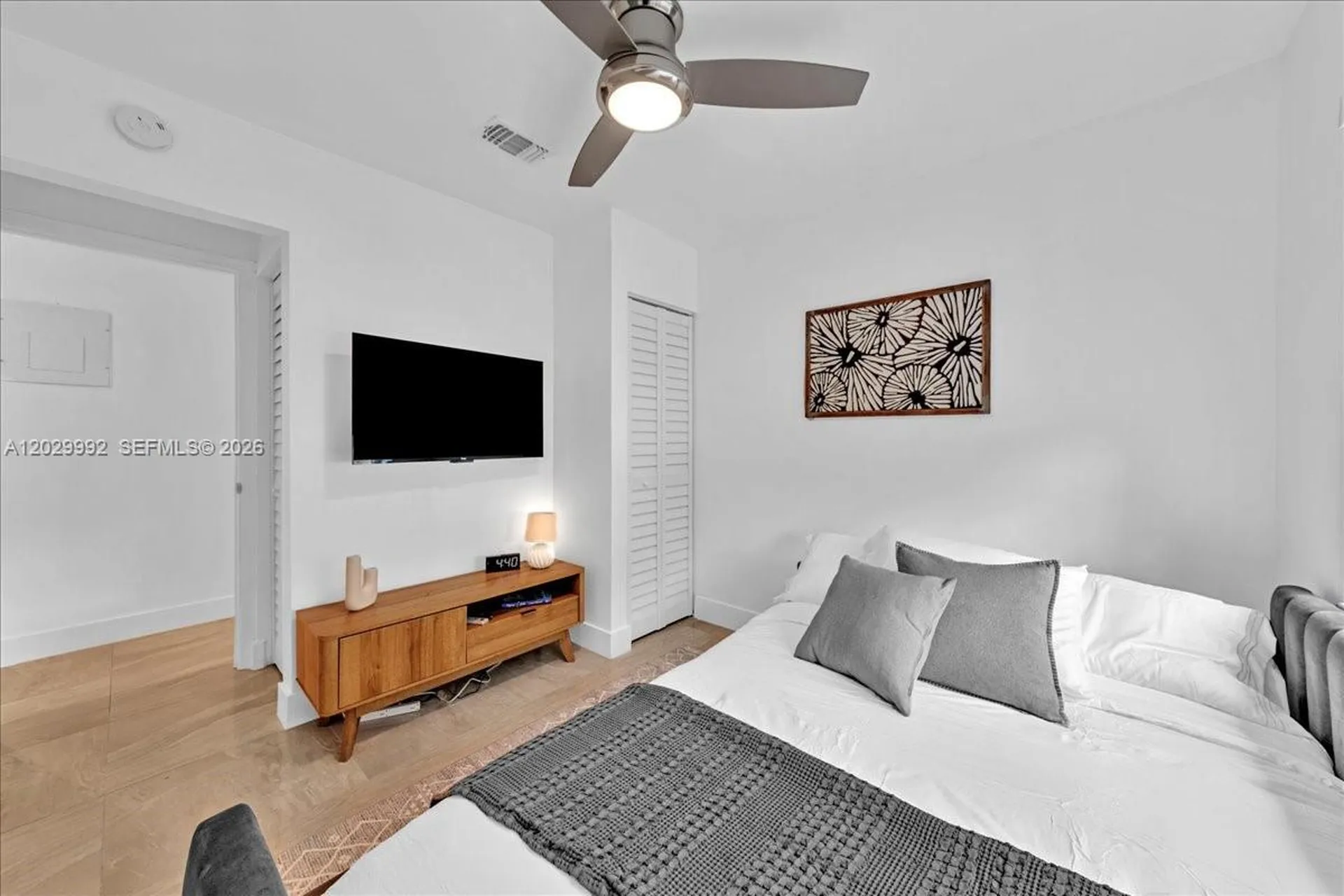 813 NE 17th Street Fort Lauderdale FL 33305