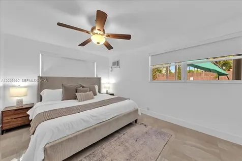 813 NE 17th Street Fort Lauderdale FL 33305