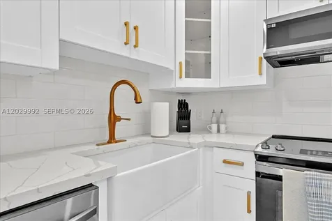 813 NE 17th Street Fort Lauderdale FL 33305