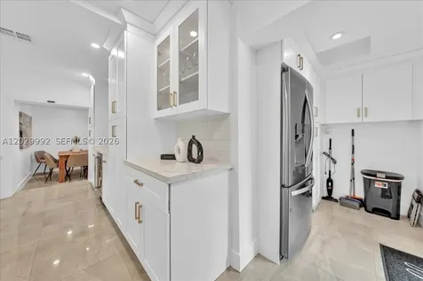 813 NE 17th Street Fort Lauderdale FL 33305