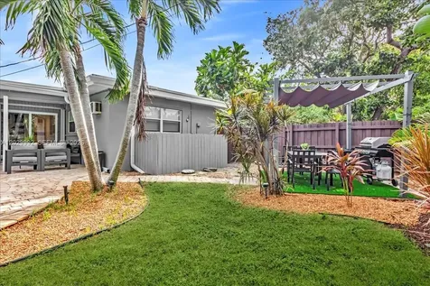 813 NE 17th Street Fort Lauderdale FL 33305