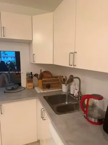 2200 E Hallandale Beach Boulevard Hallandale Beach FL 33009
