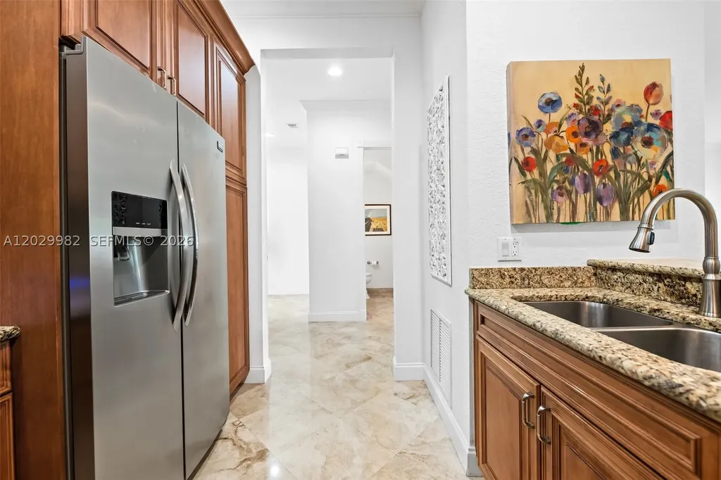4517 NE 21st Avenue Fort Lauderdale FL 33308