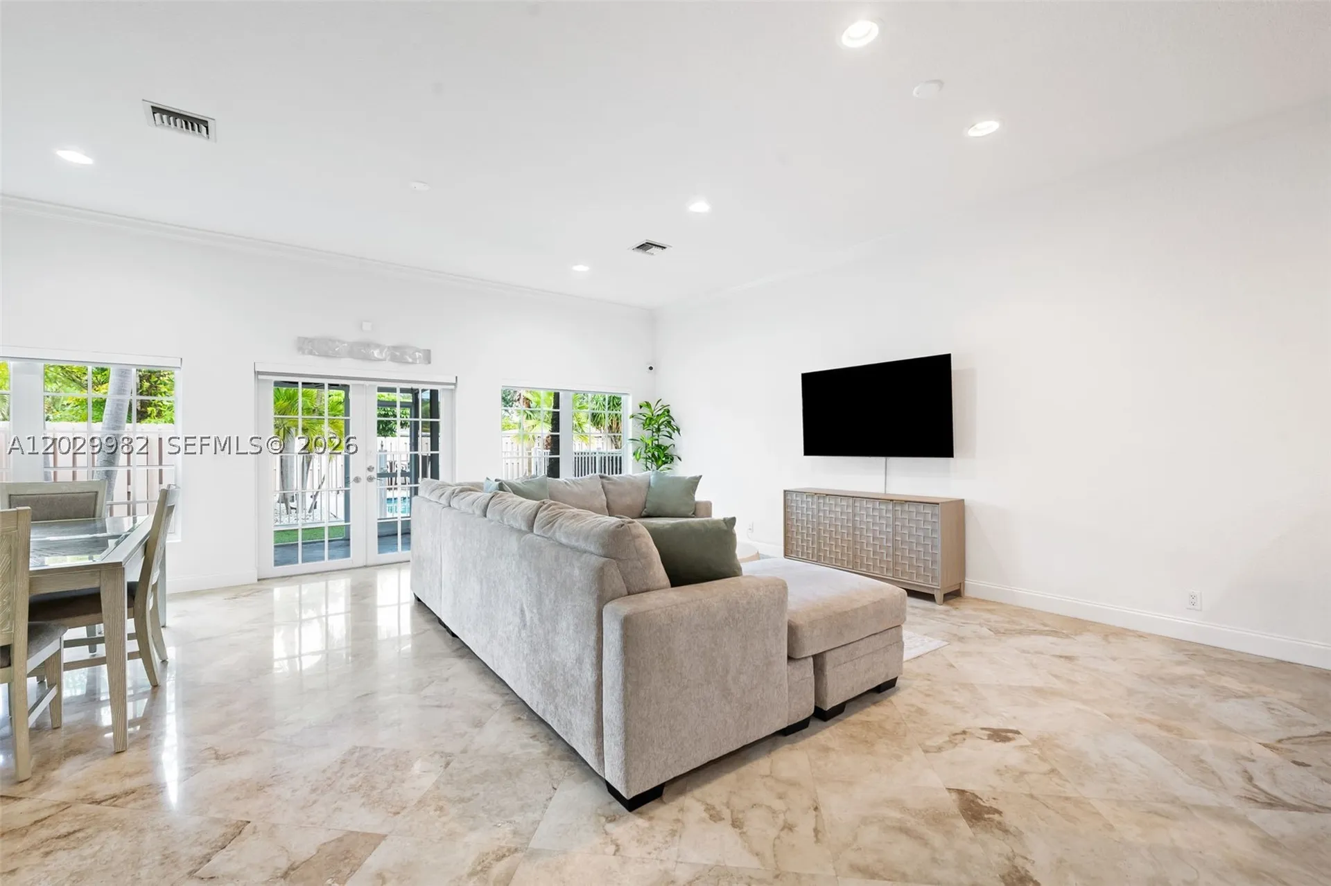 4517 NE 21st Avenue Fort Lauderdale FL 33308