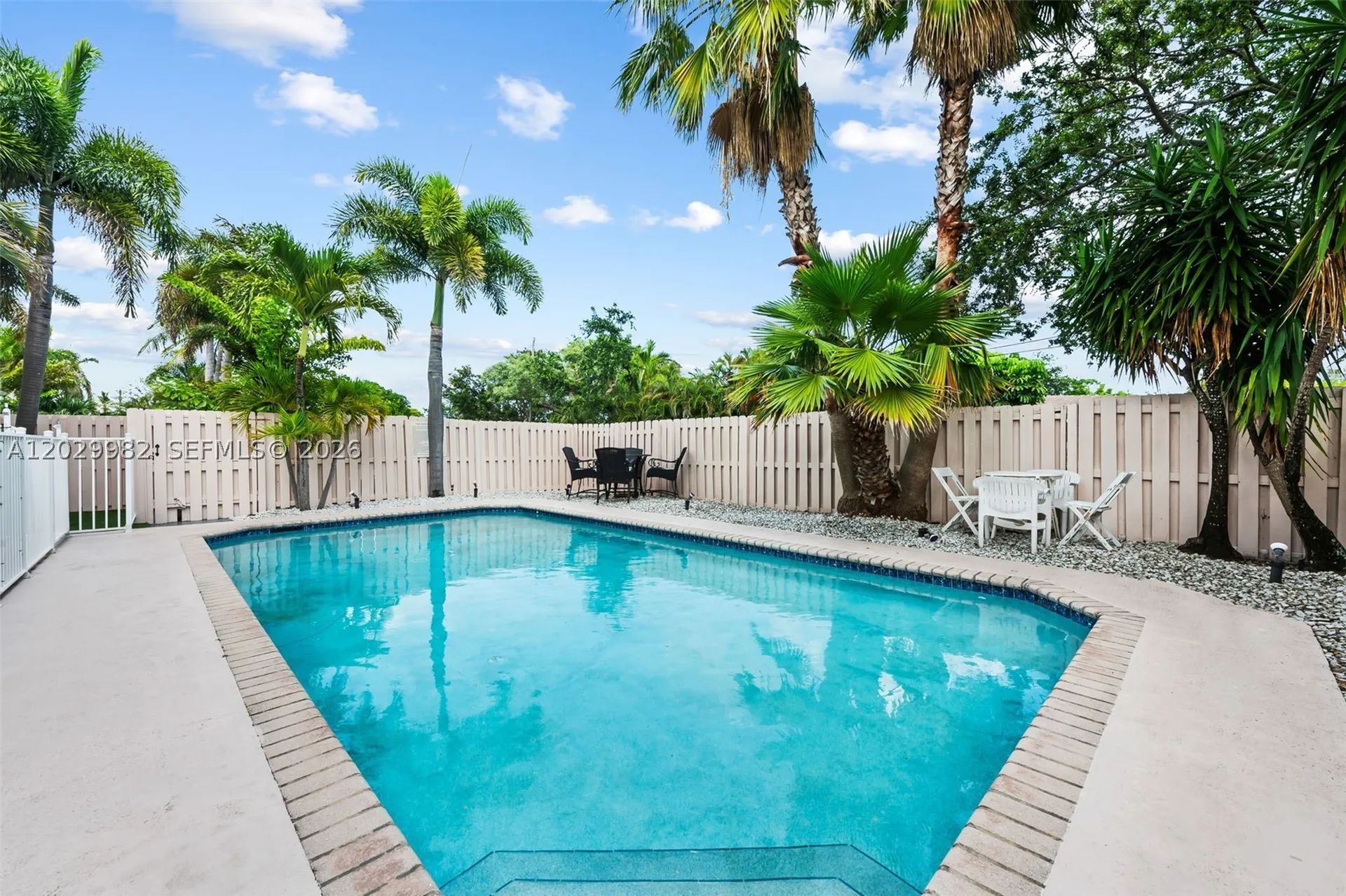 4517 NE 21st Avenue Fort Lauderdale FL 33308