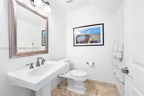 4517 NE 21st Avenue Fort Lauderdale FL 33308