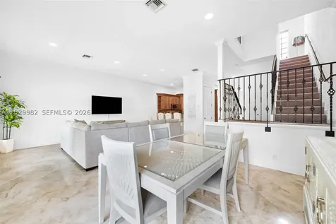 4517 NE 21st Avenue Fort Lauderdale FL 33308