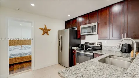2510 NE 9th Avenue Pompano Beach FL 33064
