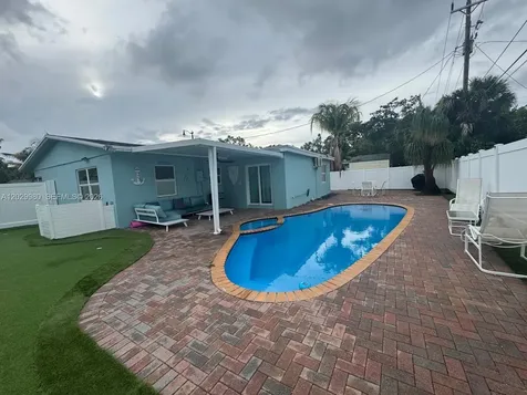 2510 NE 9th Avenue Pompano Beach FL 33064