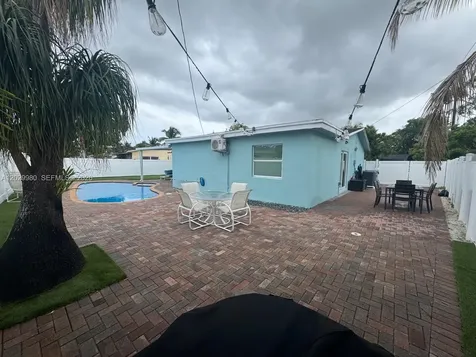 2510 NE 9th Avenue Pompano Beach FL 33064
