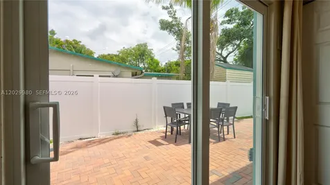 2510 NE 9th Avenue Pompano Beach FL 33064