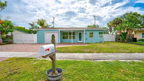 2510 NE 9th Avenue Pompano Beach FL 33064