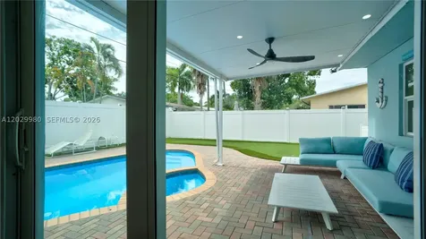 2510 NE 9th Avenue Pompano Beach FL 33064