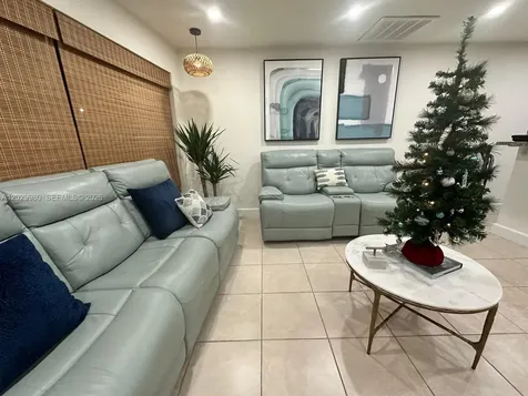2510 NE 9th Avenue Pompano Beach FL 33064