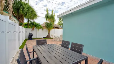2510 NE 9th Avenue Pompano Beach FL 33064