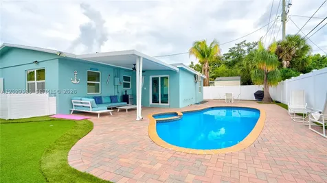 2510 NE 9th Avenue Pompano Beach FL 33064