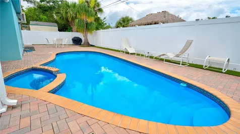 2510 NE 9th Avenue Pompano Beach FL 33064