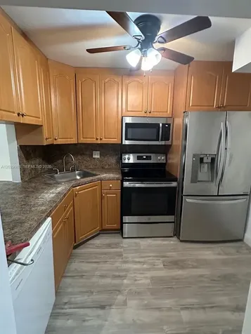 5950 NW 25th Place Sunrise FL 33313